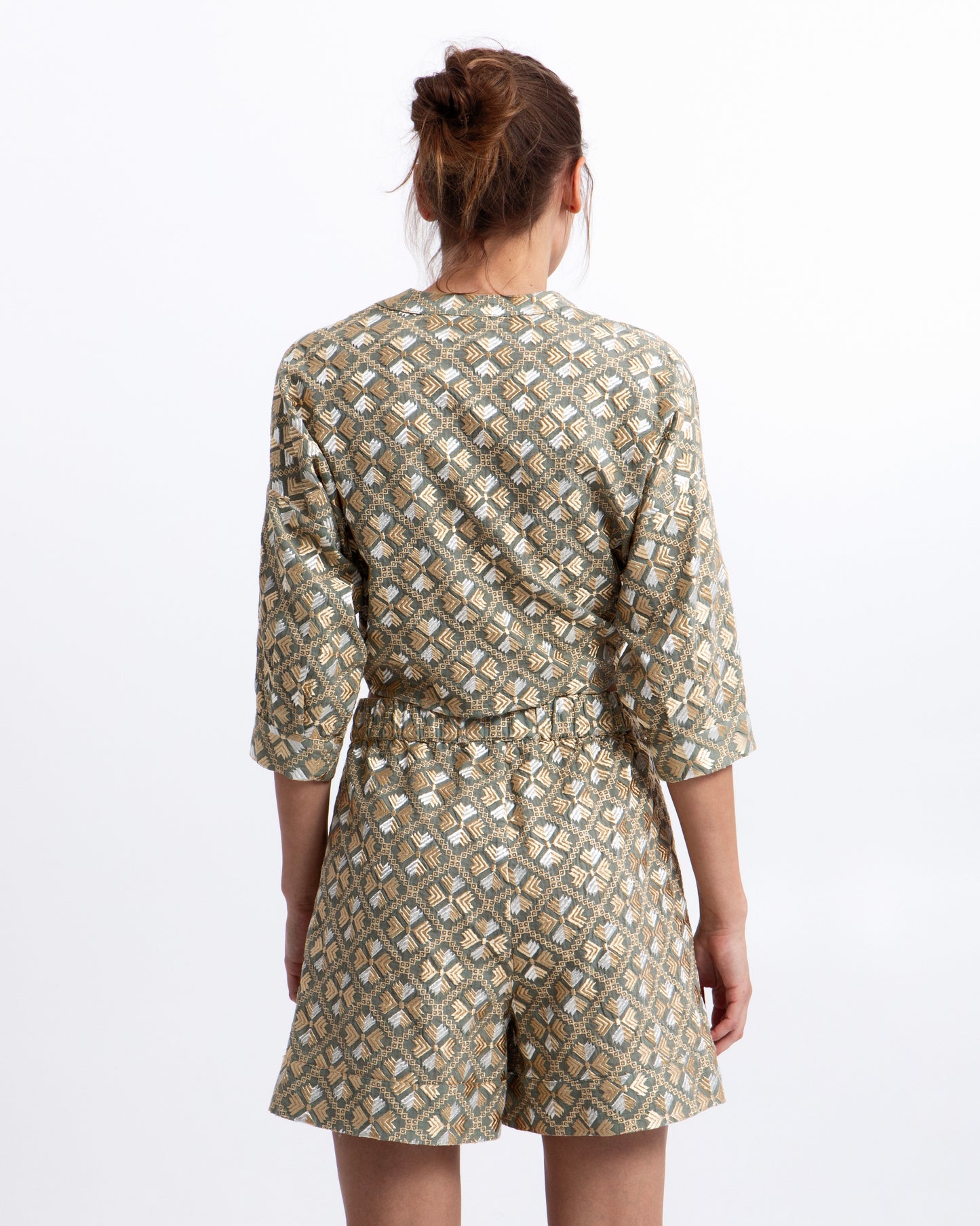 shirt flakes front ties 86% ramie 14% cotton