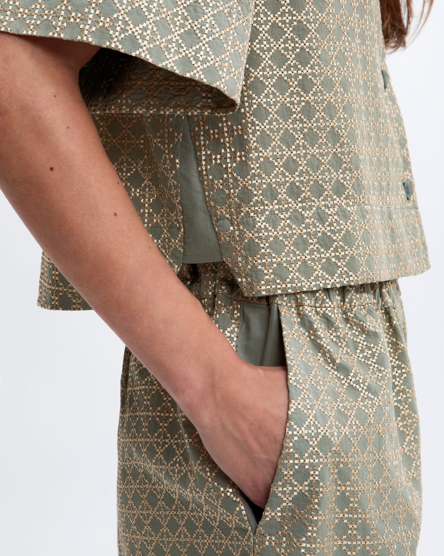 shirt cropped cross 100% cotton