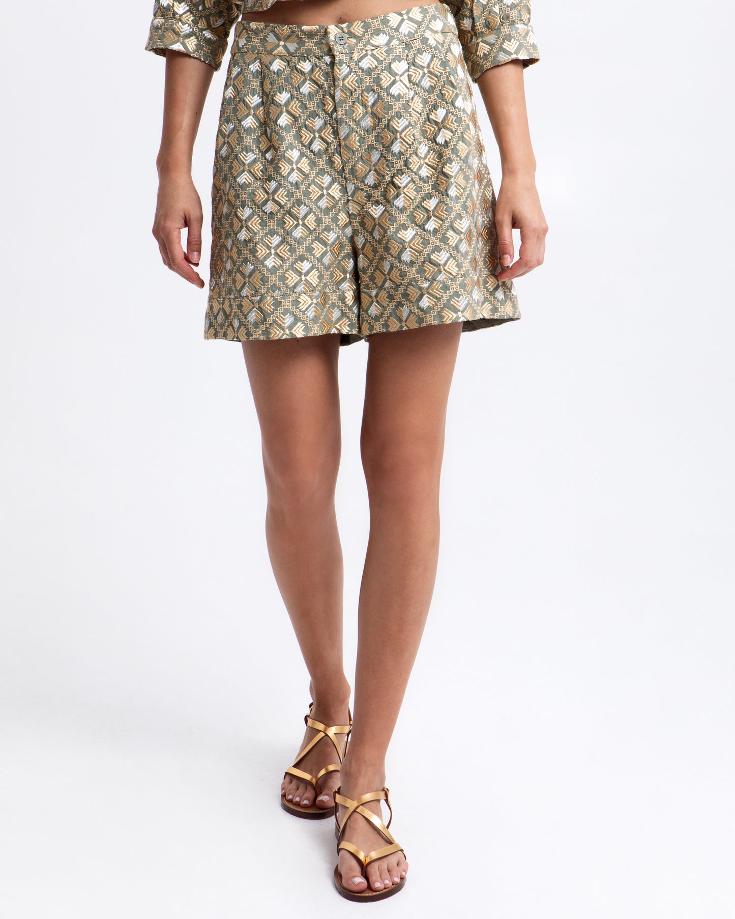 shorts flakes pleates 100% ramie