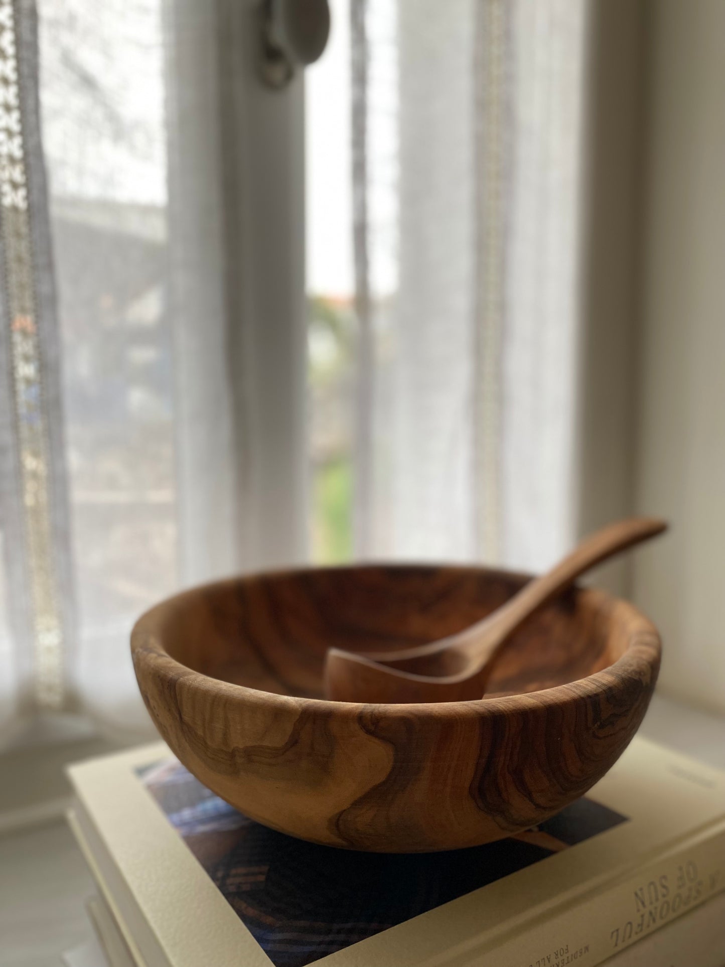 Fruit bowl Olive wood